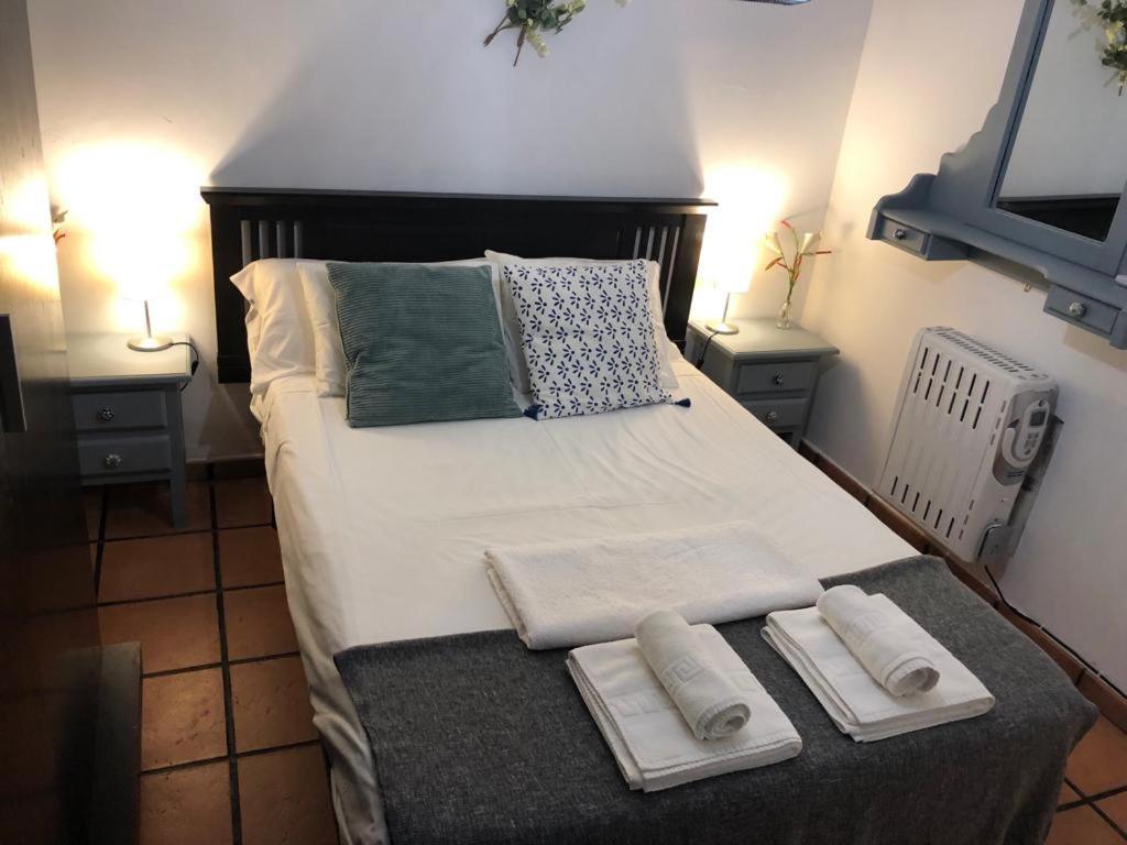 Apartamento Familiar En Toledo, Con 2 Dormitorios, Camas De Matrimonio, Ideal Ubicacion Y Fantasticas Vistas Luaran gambar